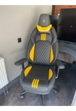 Photo from customer for Maserati Levante - sport office chair